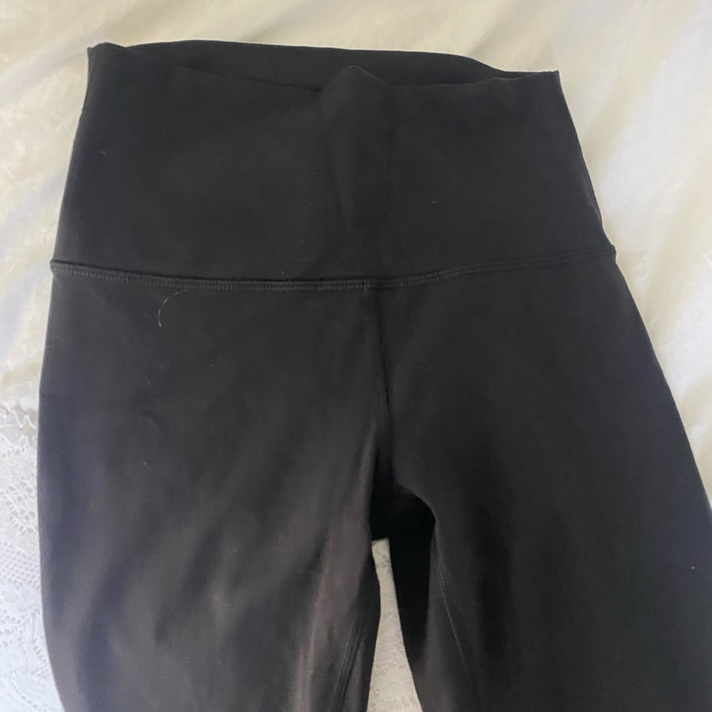NWOT Lululemon Leggings Size 4!